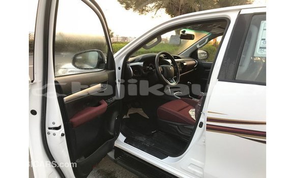 Buy Import Toyota Hilux White Car in Import - Dubai in Dushanbe Buy Import Toyota Hilux White Car in Import - Dubai in Dushanbe