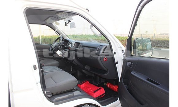 Buy Import Toyota Hiace White Car in Import - Dubai in Dushanbe Buy Import Toyota Hiace White Car in Import - Dubai in Dushanbe
