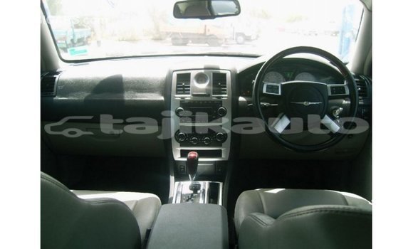Buy Import Chrysler 300 Beige Car in Import - Dubai in Dushanbe Buy Import Chrysler 300 Beige Car in Import - Dubai in Dushanbe