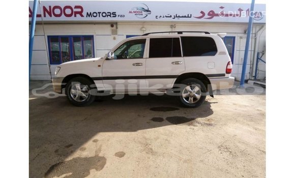 Buy Import Toyota Land Cruiser White Car in Import - Dubai in Dushanbe Buy Import Toyota Land Cruiser White Car in Import - Dubai in Dushanbe