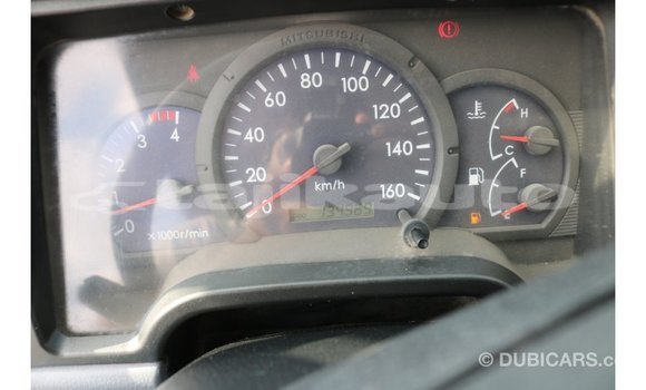 Buy Import Mitsubishi Carisma White Car in Import - Dubai in Dushanbe