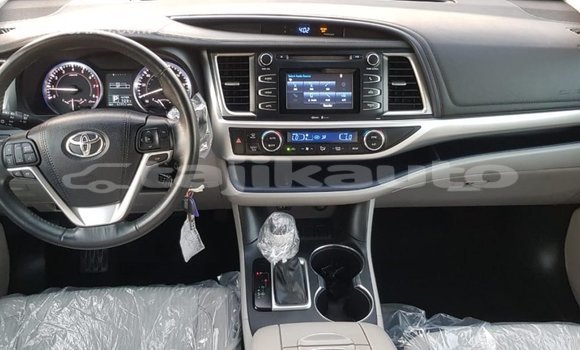 Buy Import Toyota Highlander Other Car in Import - Dubai in Dushanbe Buy Import Toyota Highlander Other Car in Import - Dubai in Dushanbe