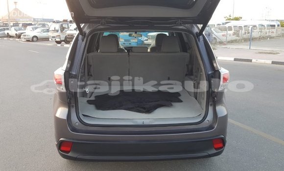 Buy Import Toyota Highlander Other Car in Import - Dubai in Dushanbe Buy Import Toyota Highlander Other Car in Import - Dubai in Dushanbe