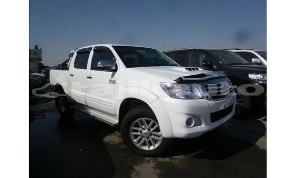 Buy Import Toyota Hilux White Car in Import - Dubai in Dushanbe Buy Import Toyota Hilux White Car in Import - Dubai in Dushanbe