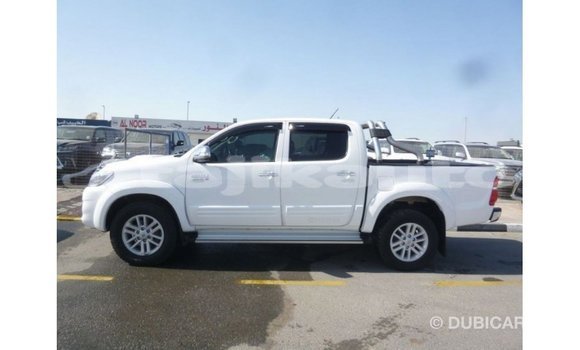 Buy Import Toyota Hilux White Car in Import - Dubai in Dushanbe Buy Import Toyota Hilux White Car in Import - Dubai in Dushanbe