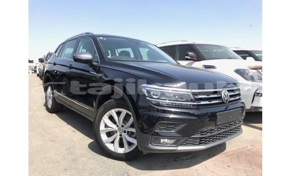 Buy Import Volkswagen Tiguan Black Car in Import - Dubai in Dushanbe