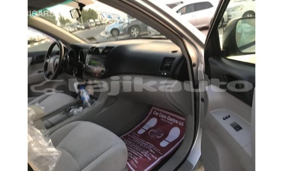 Buy Import Toyota Highlander Other Car in Import - Dubai in Dushanbe Buy Import Toyota Highlander Other Car in Import - Dubai in Dushanbe