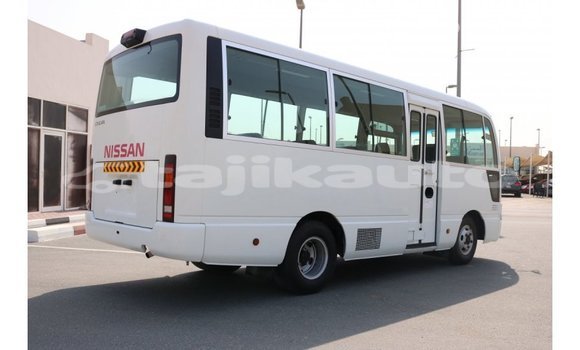 Buy Import Nissan 350Z White Car in Import - Dubai in Dushanbe Buy Import Nissan 350Z White Car in Import - Dubai in Dushanbe