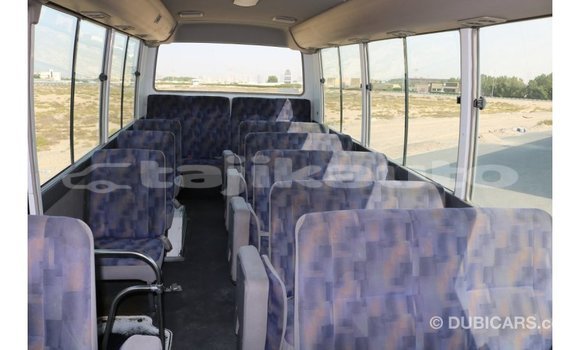 Buy Import Nissan 350Z White Car in Import - Dubai in Dushanbe Buy Import Nissan 350Z White Car in Import - Dubai in Dushanbe