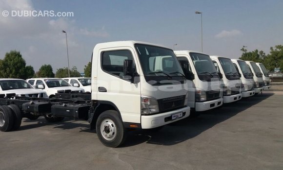 Buy Import Mitsubishi Carisma White Car in Import - Dubai in Dushanbe Buy Import Mitsubishi Carisma White Car in Import - Dubai in Dushanbe