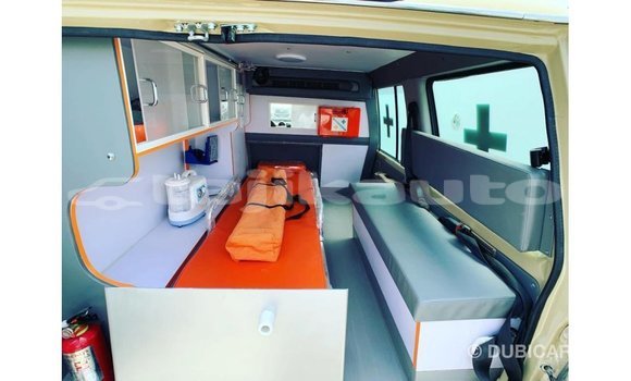 Buy Import Toyota Land Cruiser Beige Car in Import - Dubai in Dushanbe Buy Import Toyota Land Cruiser Beige Car in Import - Dubai in Dushanbe