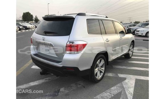 Buy Import Toyota Highlander Other Car in Import - Dubai in Dushanbe Buy Import Toyota Highlander Other Car in Import - Dubai in Dushanbe