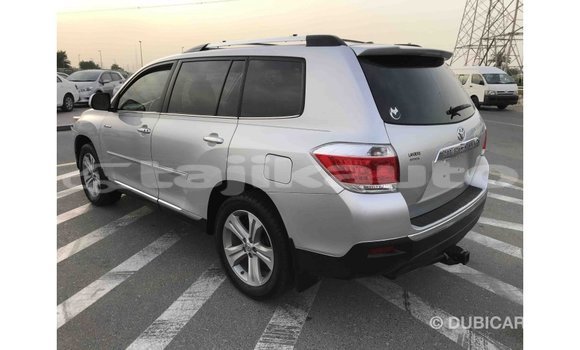Buy Import Toyota Highlander Other Car in Import - Dubai in Dushanbe Buy Import Toyota Highlander Other Car in Import - Dubai in Dushanbe