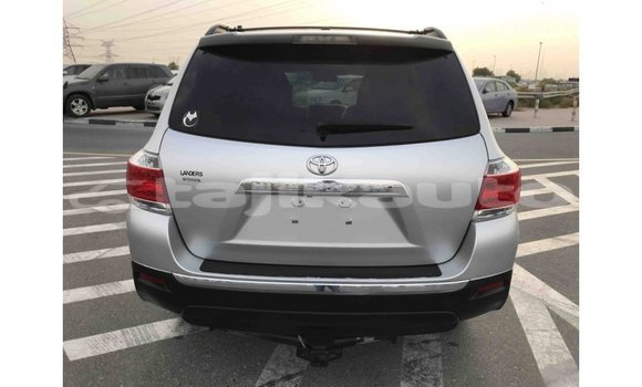 Buy Import Toyota Highlander Other Car in Import - Dubai in Dushanbe Buy Import Toyota Highlander Other Car in Import - Dubai in Dushanbe