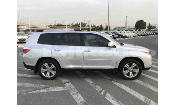Buy Import Toyota Highlander Other Car in Import - Dubai in Dushanbe Buy Import Toyota Highlander Other Car in Import - Dubai in Dushanbe