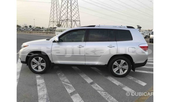 Buy Import Toyota Highlander Other Car in Import - Dubai in Dushanbe Buy Import Toyota Highlander Other Car in Import - Dubai in Dushanbe