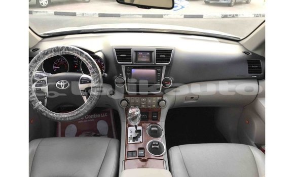 Buy Import Toyota Highlander Other Car in Import - Dubai in Dushanbe Buy Import Toyota Highlander Other Car in Import - Dubai in Dushanbe
