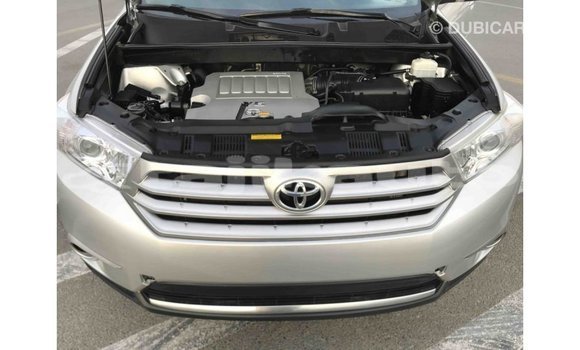 Buy Import Toyota Highlander Other Car in Import - Dubai in Dushanbe Buy Import Toyota Highlander Other Car in Import - Dubai in Dushanbe