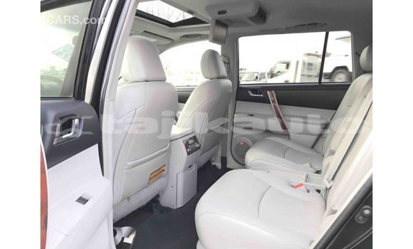 Buy Import Toyota Highlander Black Car in Import - Dubai in Dushanbe Buy Import Toyota Highlander Black Car in Import - Dubai in Dushanbe
