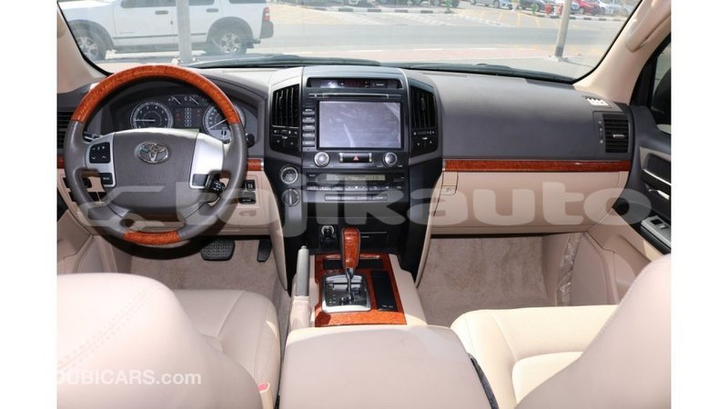 Big with watermark f25c17aa 9486 439a a0f2 e23917a11e89