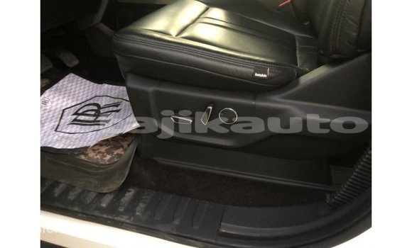 Buy Import Ford V8 White Car in Import - Dubai in Dushanbe Buy Import Ford V8 White Car in Import - Dubai in Dushanbe