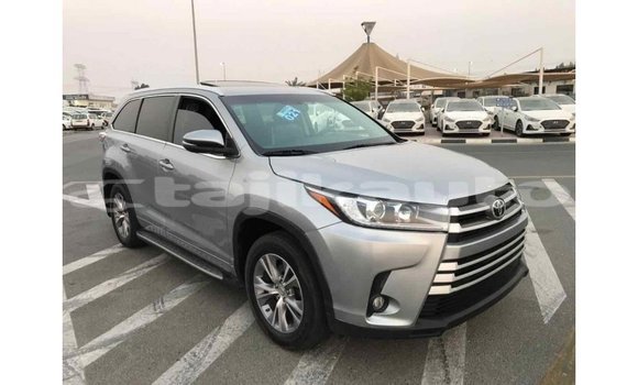 Buy Import Toyota Highlander Other Car in Import - Dubai in Dushanbe Buy Import Toyota Highlander Other Car in Import - Dubai in Dushanbe