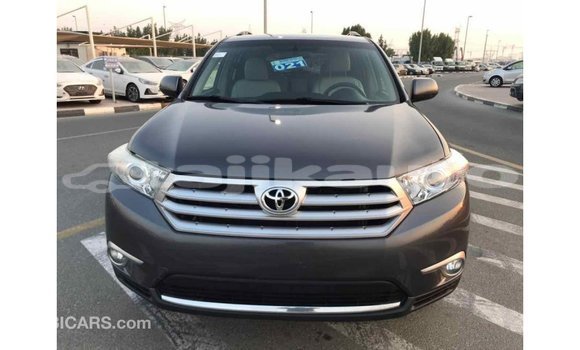 Buy Import Toyota Highlander Other Car in Import - Dubai in Dushanbe Buy Import Toyota Highlander Other Car in Import - Dubai in Dushanbe