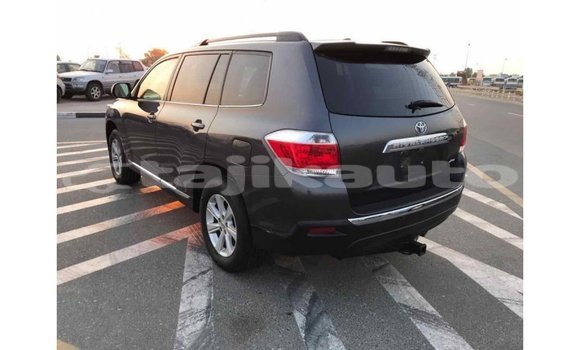 Buy Import Toyota Highlander Other Car in Import - Dubai in Dushanbe Buy Import Toyota Highlander Other Car in Import - Dubai in Dushanbe