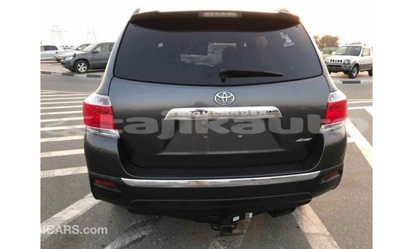 Buy Import Toyota Highlander Other Car in Import - Dubai in Dushanbe Buy Import Toyota Highlander Other Car in Import - Dubai in Dushanbe