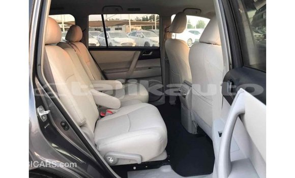 Buy Import Toyota Highlander Other Car in Import - Dubai in Dushanbe Buy Import Toyota Highlander Other Car in Import - Dubai in Dushanbe