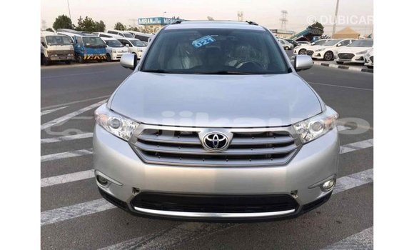 Buy Import Toyota Highlander Other Car in Import - Dubai in Dushanbe Buy Import Toyota Highlander Other Car in Import - Dubai in Dushanbe