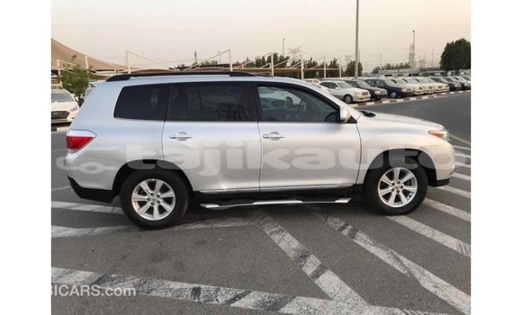 Buy Import Toyota Highlander Other Car in Import - Dubai in Dushanbe Buy Import Toyota Highlander Other Car in Import - Dubai in Dushanbe