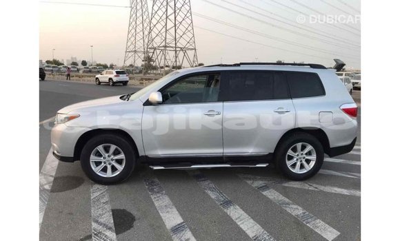 Buy Import Toyota Highlander Other Car in Import - Dubai in Dushanbe Buy Import Toyota Highlander Other Car in Import - Dubai in Dushanbe