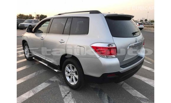 Buy Import Toyota Highlander Other Car in Import - Dubai in Dushanbe Buy Import Toyota Highlander Other Car in Import - Dubai in Dushanbe