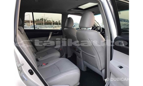 Buy Import Toyota Highlander Other Car in Import - Dubai in Dushanbe Buy Import Toyota Highlander Other Car in Import - Dubai in Dushanbe