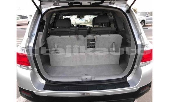 Buy Import Toyota Highlander Other Car in Import - Dubai in Dushanbe Buy Import Toyota Highlander Other Car in Import - Dubai in Dushanbe