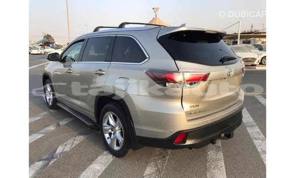 Buy Import Toyota Highlander Beige Car in Import - Dubai in Dushanbe Buy Import Toyota Highlander Beige Car in Import - Dubai in Dushanbe