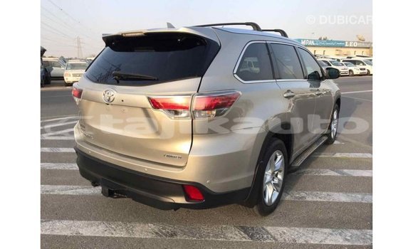 Buy Import Toyota Highlander Beige Car in Import - Dubai in Dushanbe Buy Import Toyota Highlander Beige Car in Import - Dubai in Dushanbe