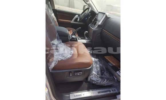 Buy Import Toyota Land Cruiser Brown Car in Import - Dubai in Dushanbe Buy Import Toyota Land Cruiser Brown Car in Import - Dubai in Dushanbe