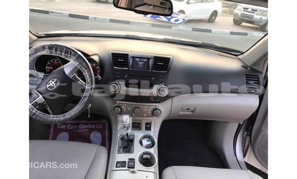 Buy Import Toyota Highlander Other Car in Import - Dubai in Dushanbe Buy Import Toyota Highlander Other Car in Import - Dubai in Dushanbe