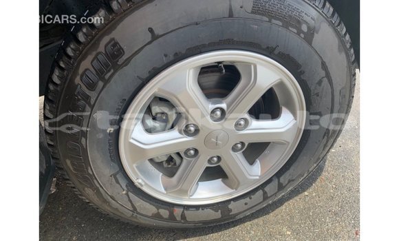 Buy Import Mitsubishi L200 Black Car in Import - Dubai in Dushanbe Buy Import Mitsubishi L200 Black Car in Import - Dubai in Dushanbe