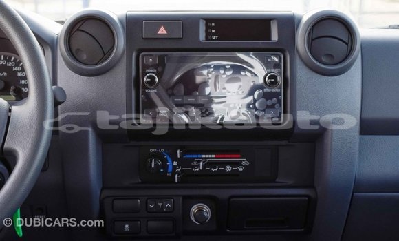 Buy Import Toyota Land Cruiser Beige Car in Import - Dubai in Dushanbe Buy Import Toyota Land Cruiser Beige Car in Import - Dubai in Dushanbe