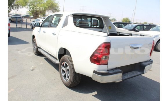 Buy Import Toyota Hilux White Car in Import - Dubai in Dushanbe Buy Import Toyota Hilux White Car in Import - Dubai in Dushanbe