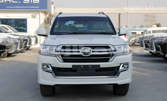 Buy Import Toyota Land Cruiser White Car in Import - Dubai in Dushanbe Buy Import Toyota Land Cruiser White Car in Import - Dubai in Dushanbe