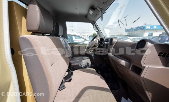 Buy Import Toyota Land Cruiser Beige Car in Import - Dubai in Dushanbe Buy Import Toyota Land Cruiser Beige Car in Import - Dubai in Dushanbe