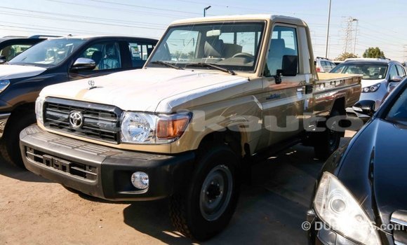 Buy Import Toyota Land Cruiser Beige Car in Import - Dubai in Dushanbe Buy Import Toyota Land Cruiser Beige Car in Import - Dubai in Dushanbe