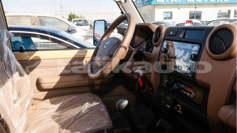 Big with watermark toyota land cruiser dushanbe import dubai 1376