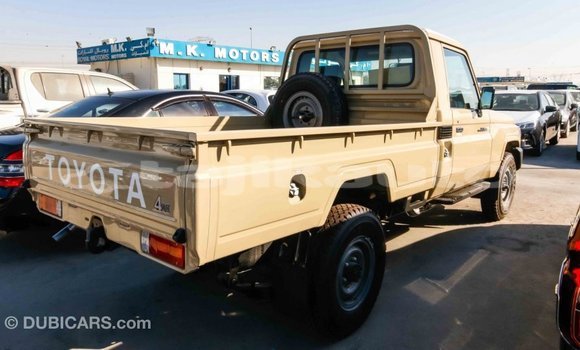 Buy Import Toyota Land Cruiser Beige Car in Import - Dubai in Dushanbe Buy Import Toyota Land Cruiser Beige Car in Import - Dubai in Dushanbe