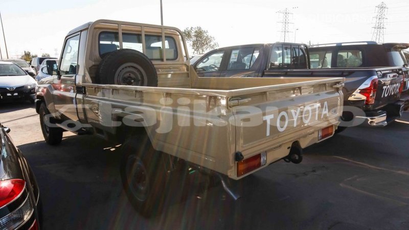 Big with watermark toyota land cruiser dushanbe import dubai 1376