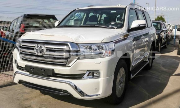 Buy Import Toyota Land Cruiser White Car in Import - Dubai in Dushanbe Buy Import Toyota Land Cruiser White Car in Import - Dubai in Dushanbe